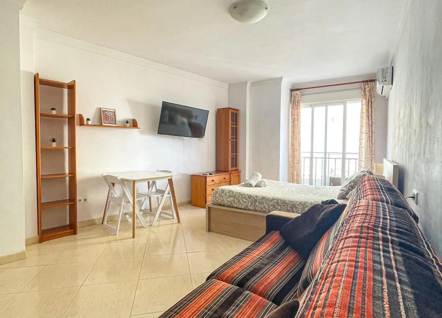 Estudio in City Center Málaga! Apartamento
